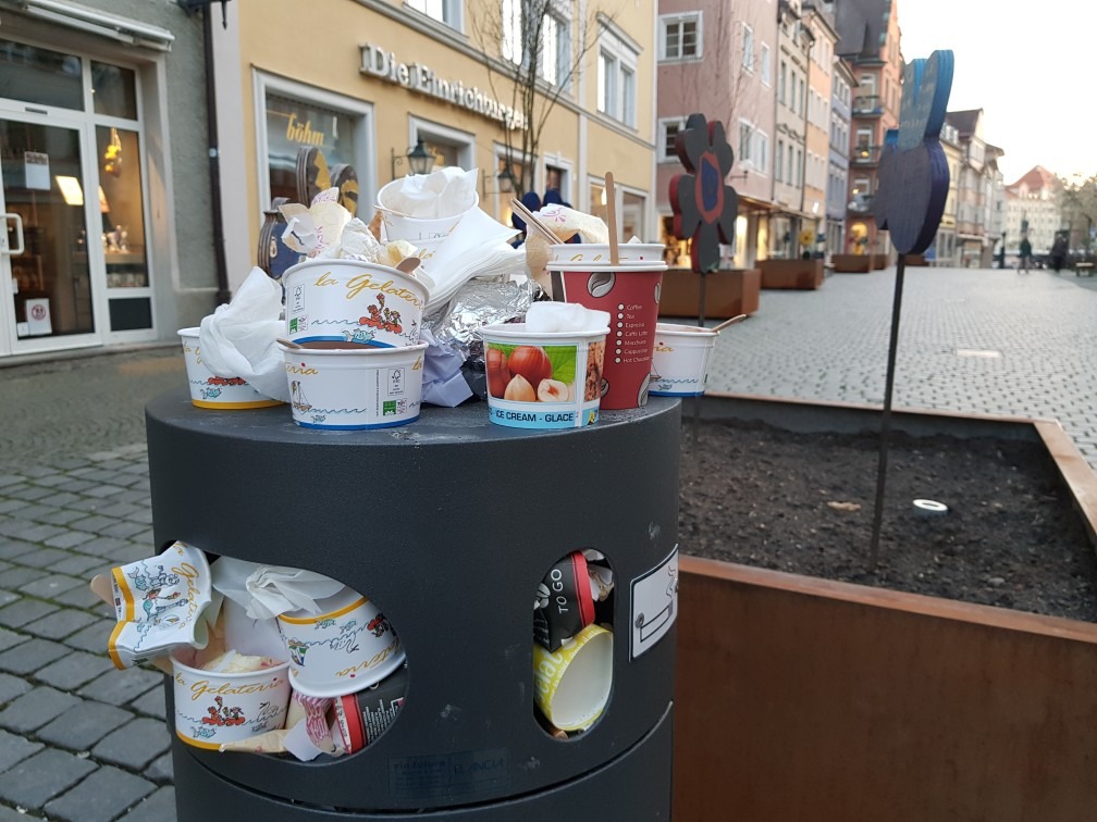 Müllberge am See, aber der Freistaat schaut weg